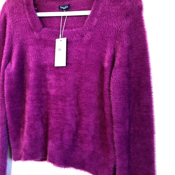 Splendid Fuzzy Soft Pullover Sweater - Picture 2 of 7